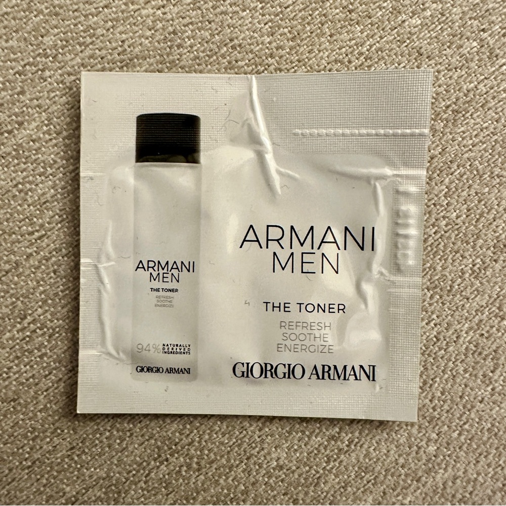 Giorgio Armani Men's Skincare Samples - Picture 6 of 7